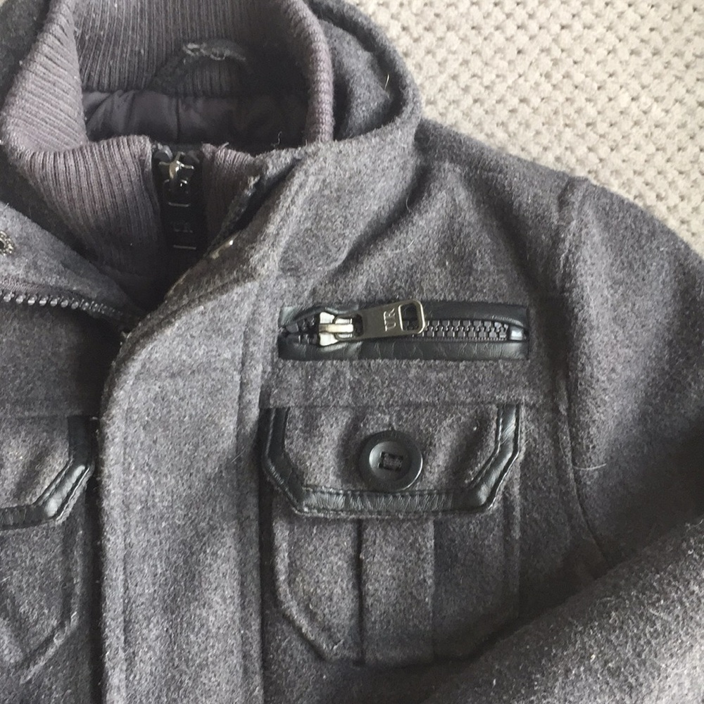 Boys charcoal coat - Picture 2 of 2